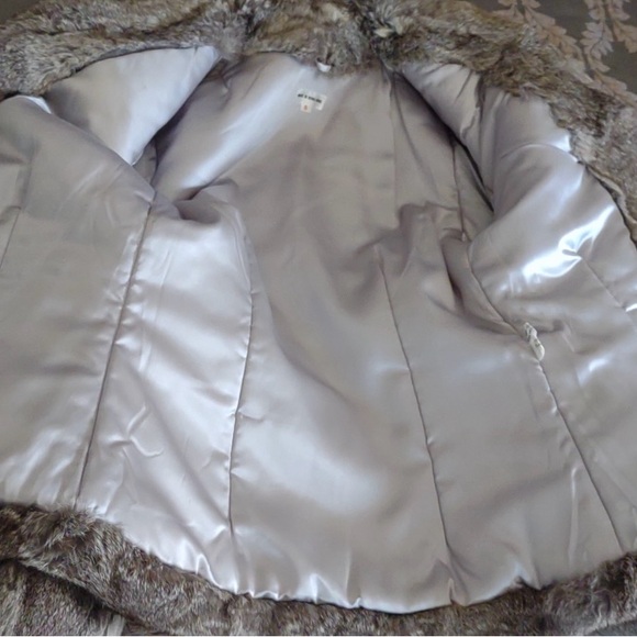 Vintage grey and white Rabbit Fur Jacket - Picture 8 of 12